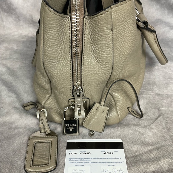 PRADA Vitello Daino Tote Argilla (Clay Grey) - Picture 4 of 16